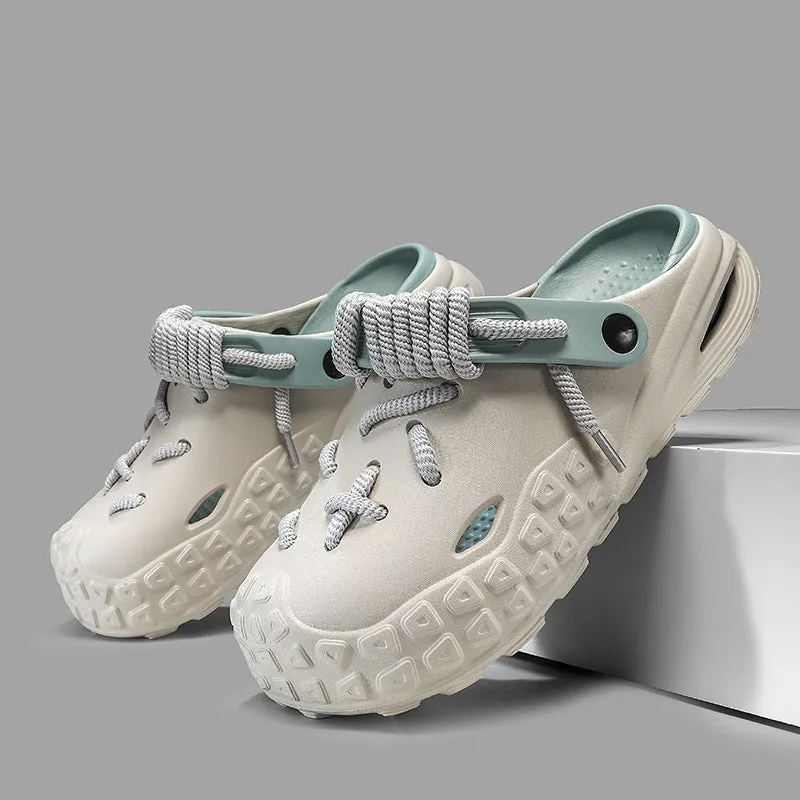 ODYSSEY LACED CLOGS