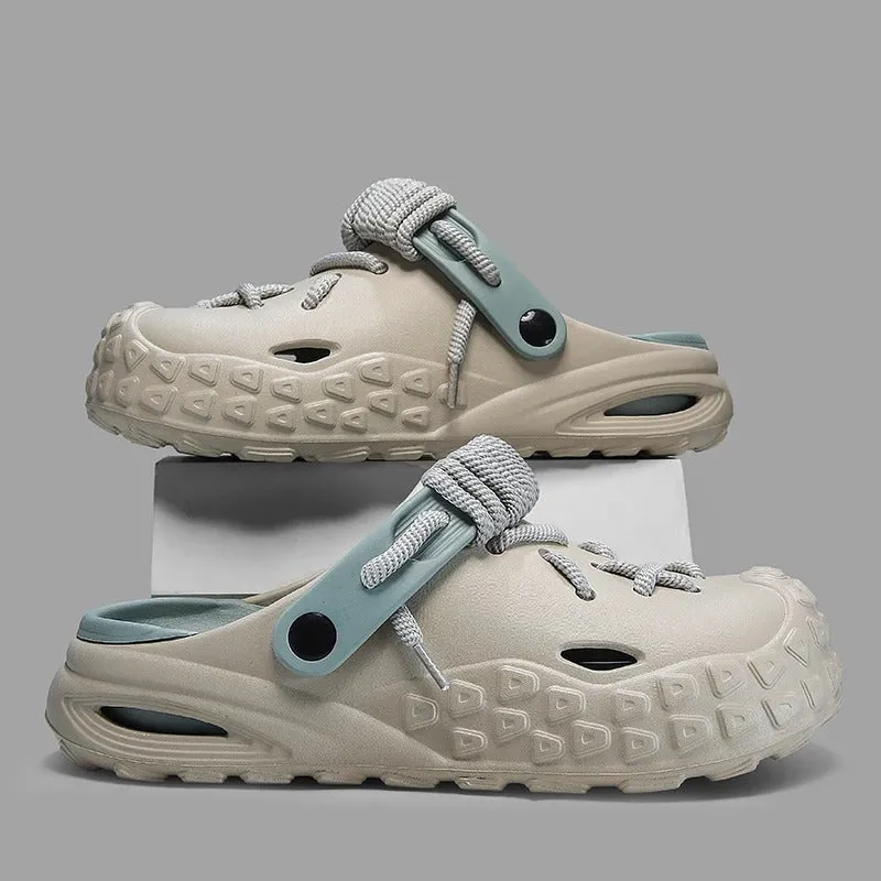 ODYSSEY LACED CLOGS