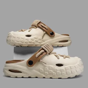 ODYSSEY LACED CLOGS