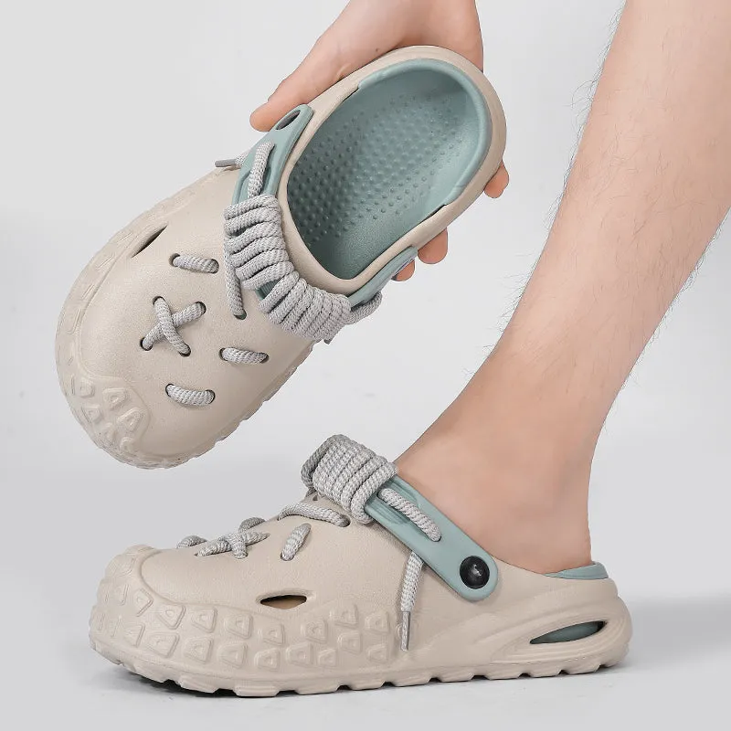 ODYSSEY LACED CLOGS