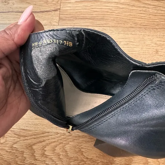 Size 7 1/2 Black Cole Haan leather peep toe ankle booties