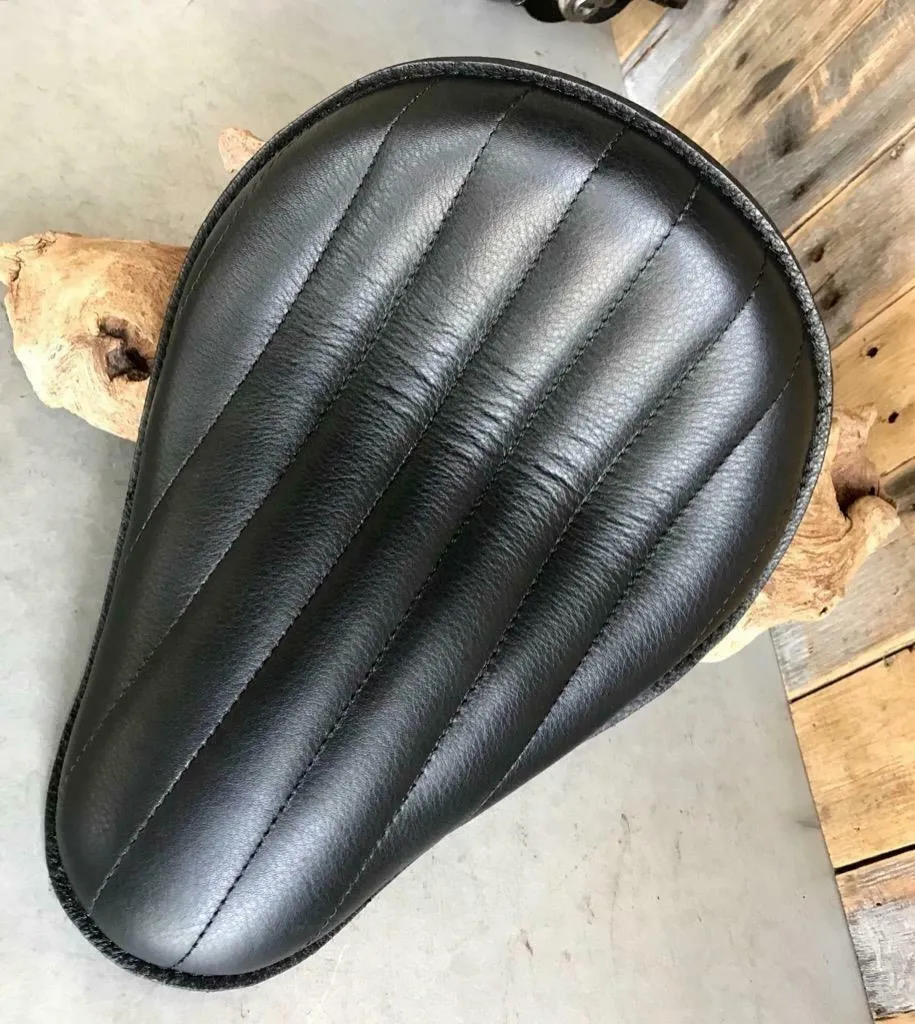 Spring Seat P-Pad Chopper Harley Sportster Bobber Bates Style Tuck Roll Leather