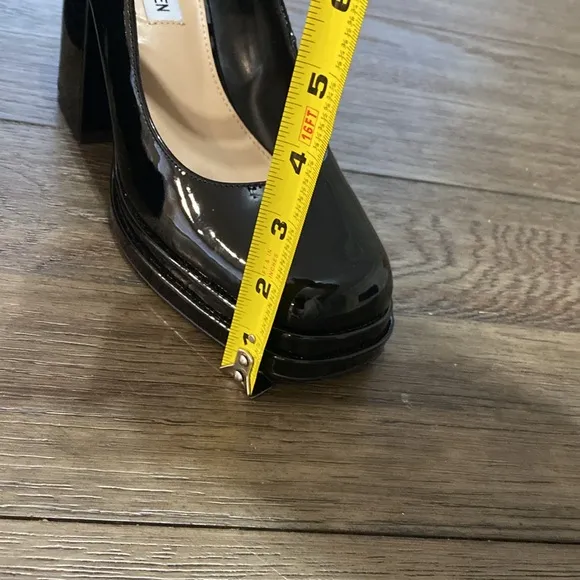 Steve Madden Nylo Mary Jane Pumps | Size 9 | Black