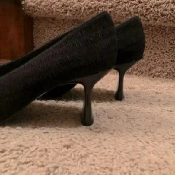 Stuart Weitzman Black Ruched Fabric Black Patent Heels Pumps 8