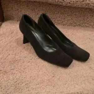 Stuart Weitzman Black Ruched Fabric Black Patent Heels Pumps 8