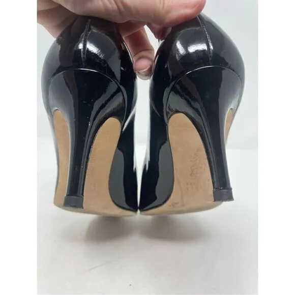 Stuart Weitzman Patent Leather Black Peep Toe Gold Logo Heels size 8.5 EUC