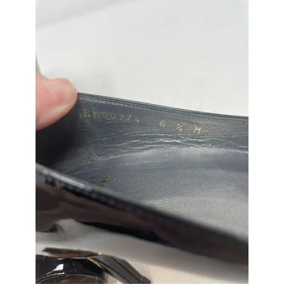 Stuart Weitzman Patent Leather Black Peep Toe Gold Logo Heels size 8.5 EUC