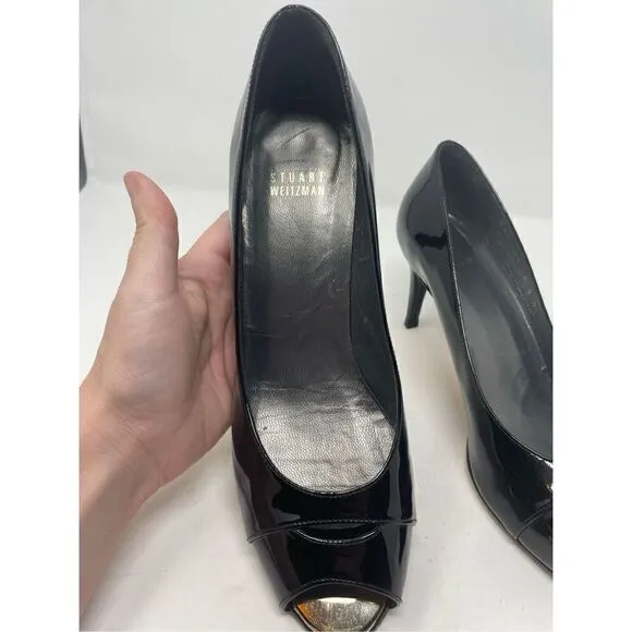 Stuart Weitzman Patent Leather Black Peep Toe Gold Logo Heels size 8.5 EUC