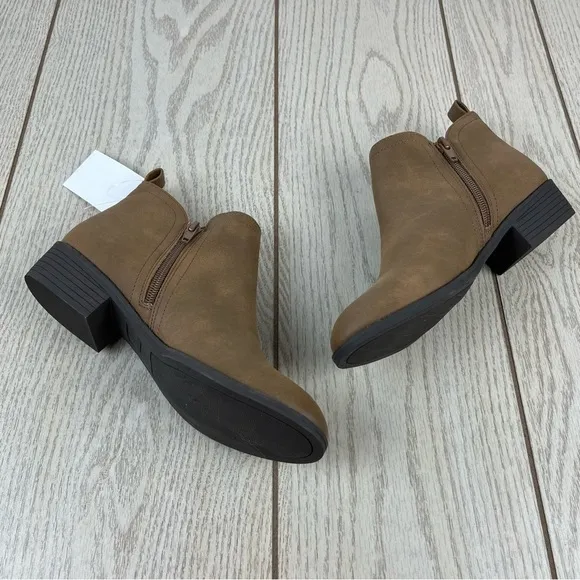 Sun   Stone Cadee Ankle Zipper Booties 6.5M Tan Brown Faux Leather $50