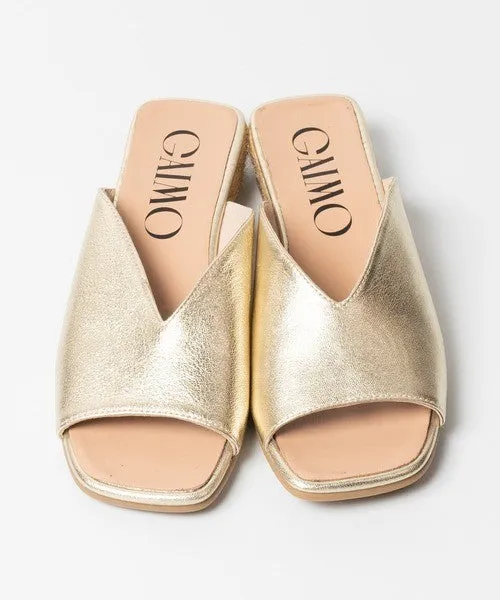 TIANA Gold espadrilles