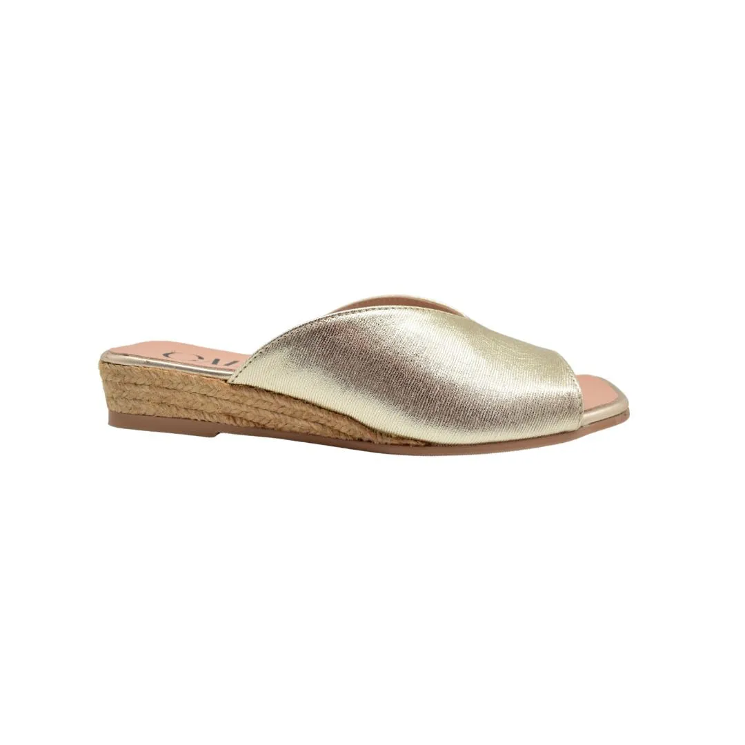 TIANA Gold espadrilles