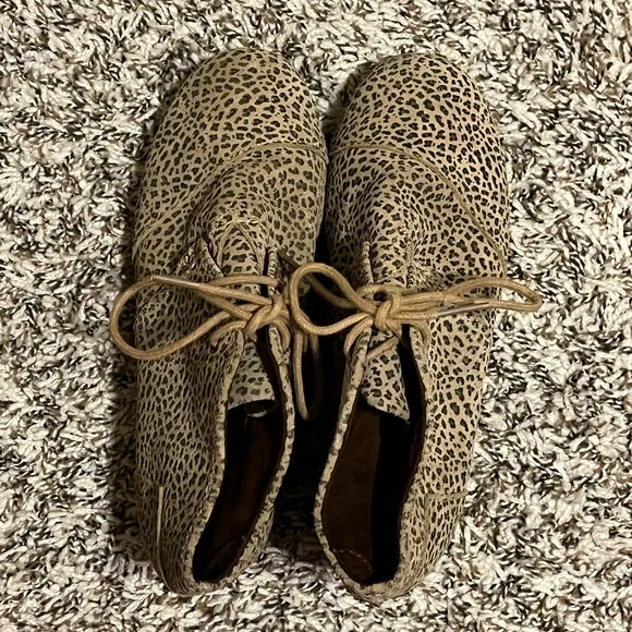 TOMS Kala Wedge Booties