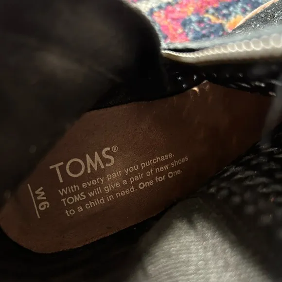 Toms | Women’s black Majorca Peep Toe ankle booties, perforated suede size 6