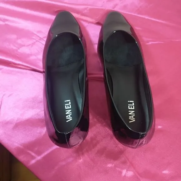 VANELI Women's SZ 9.5W Black Patent Leather Pumps . Condition is Pre-owned