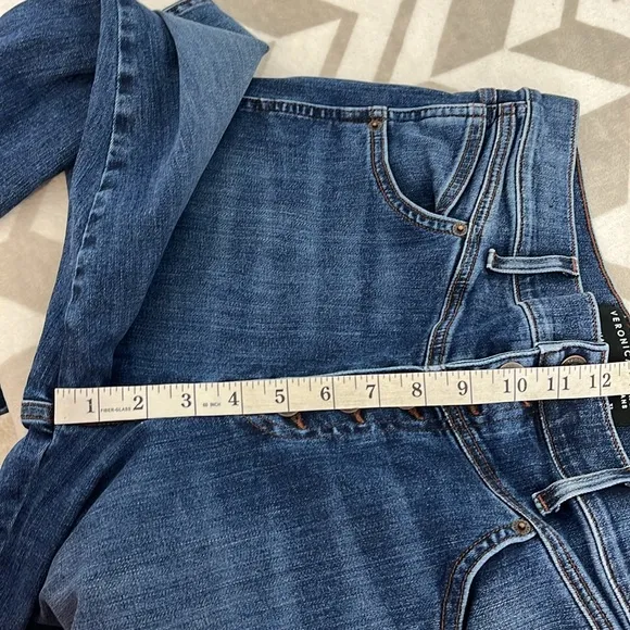 Veronica Beard Ryleigh Slim Straight High Rise Button front size 31