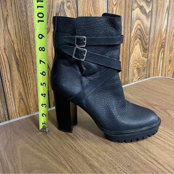 Vince Camuto Elisen buckle lug sole black booties 9M