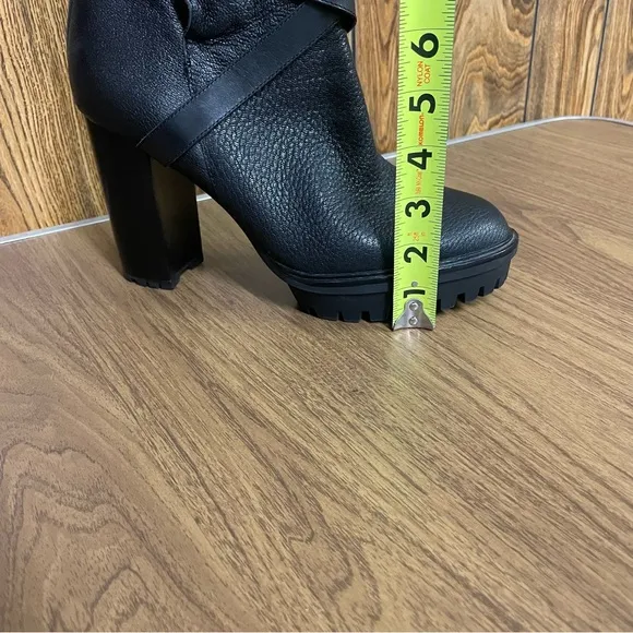 Vince Camuto Elisen buckle lug sole black booties 9M