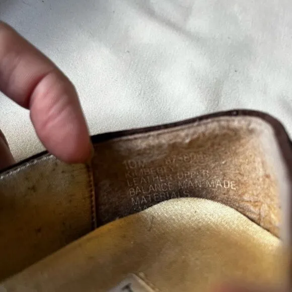 Vintage 90s Brown Suede Pumps Pointed Toe Slip On Kitten Heel Women’s 10