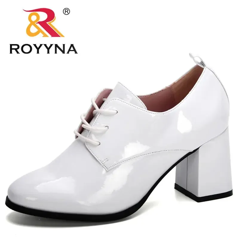 Woman Patent Leather Pumps