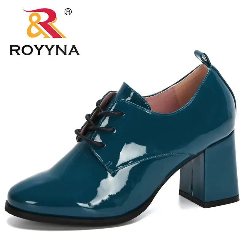 Woman Patent Leather Pumps