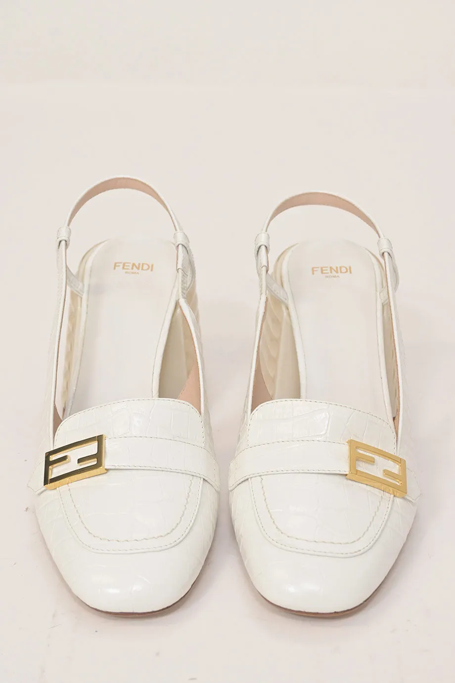 [WS7612] Fendi | Mid Heel Pump